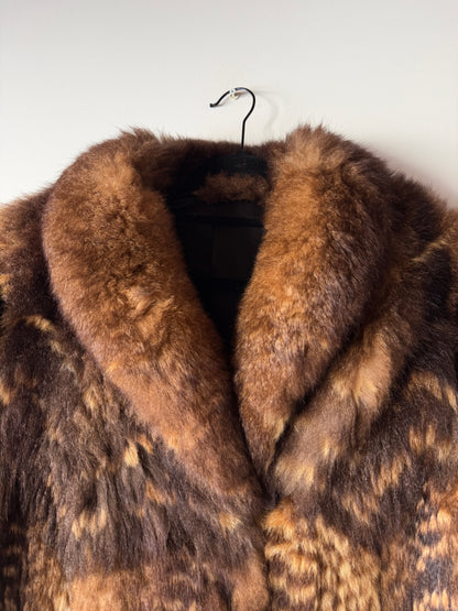 Manteau en fourrure marron