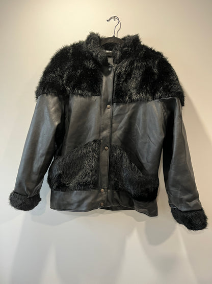 Veste en simili cuir et fausse fourrure