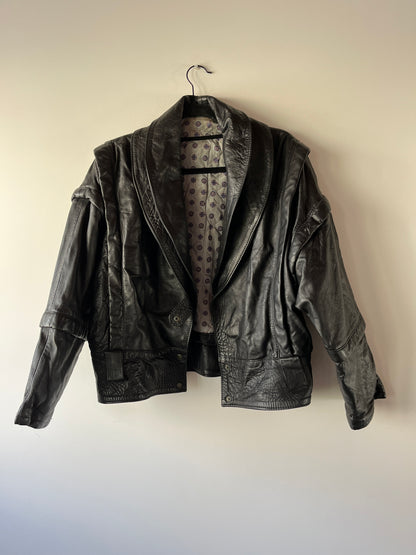 Veste en cuir noir modulable