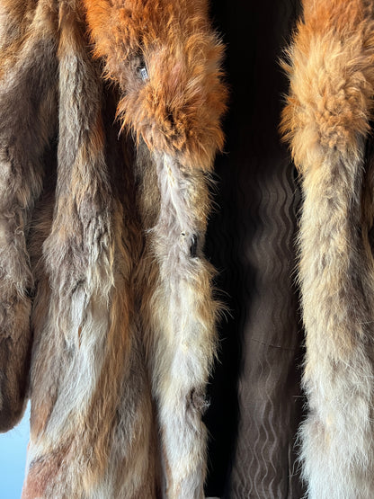 Manteau en fourrure roux doré