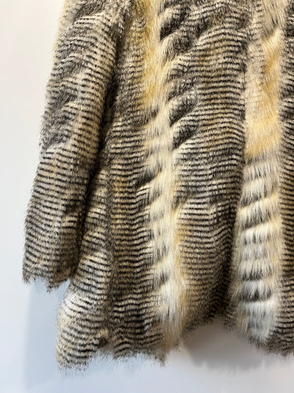 Manteau en fausse fourrure imprimé style animal