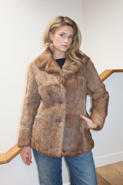 Manteau en fourrure taupe