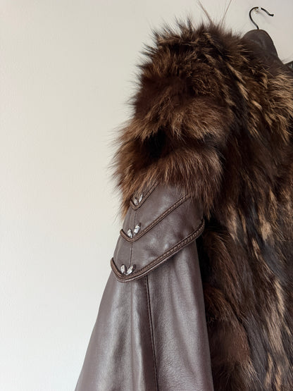 Veste en fourrure et cuir marron