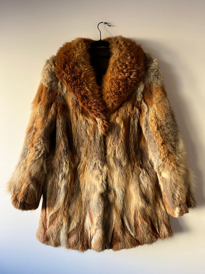 Manteau en fourrure roux doré