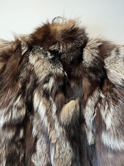 Veste en fourrure et cuir noir