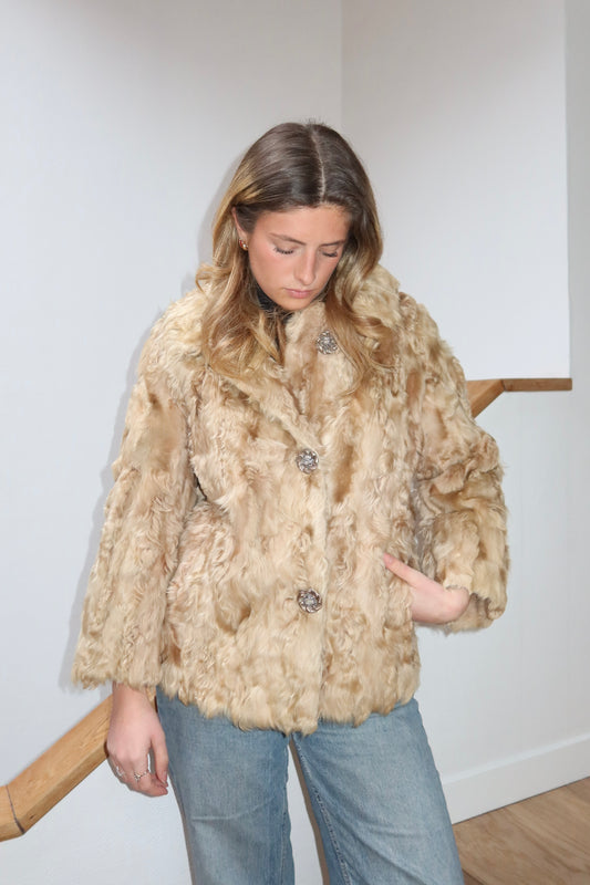 Manteau en fourrure beige