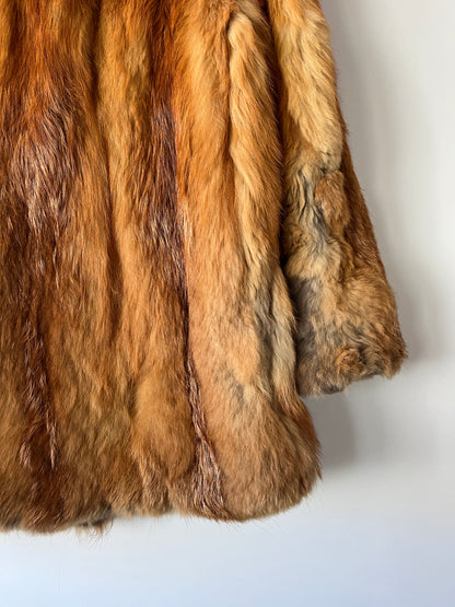 Manteau en fourrure roux doré