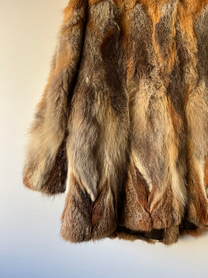 Manteau en fourrure roux doré