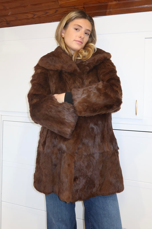 Manteau en fourrure marron
