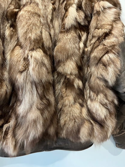 Veste en fourrure et cuir