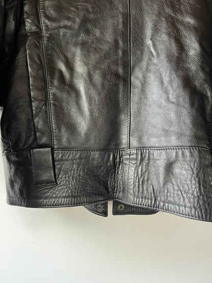 Veste en cuir noir modulable