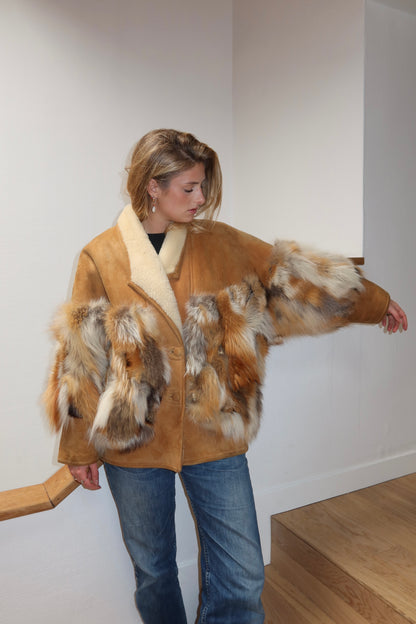 Veste en peau lainée et fourrure