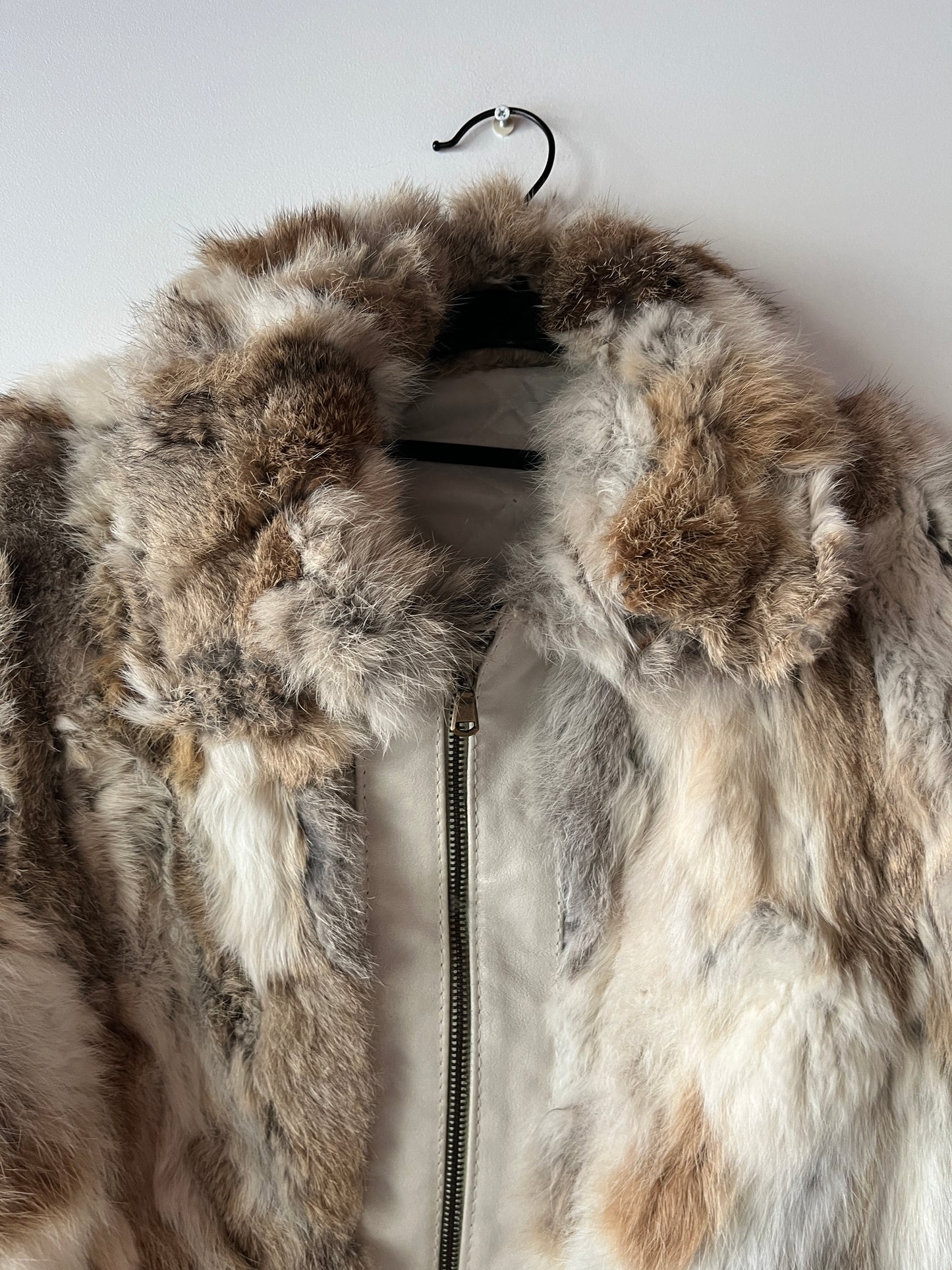 Veste courte en fourrure multicolore