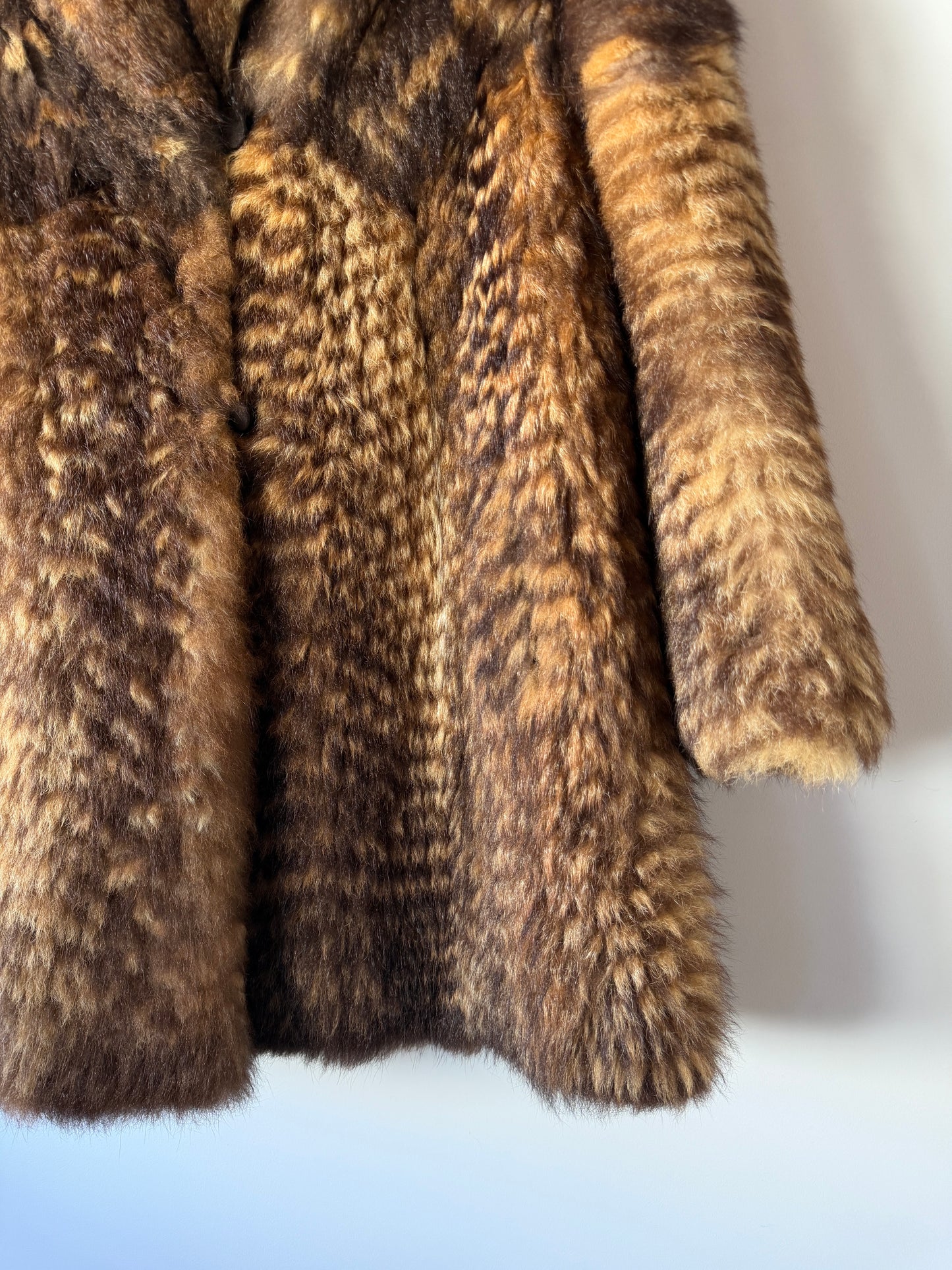 Manteau en fourrure marron