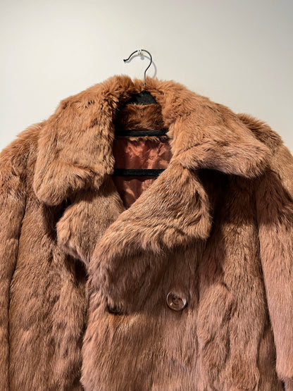 Manteau en fourrure marron