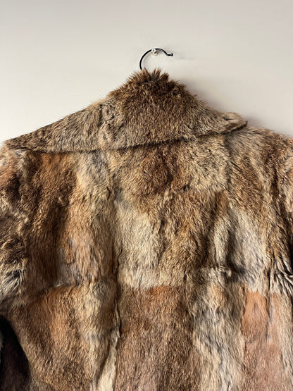 Veste en fourrure marron