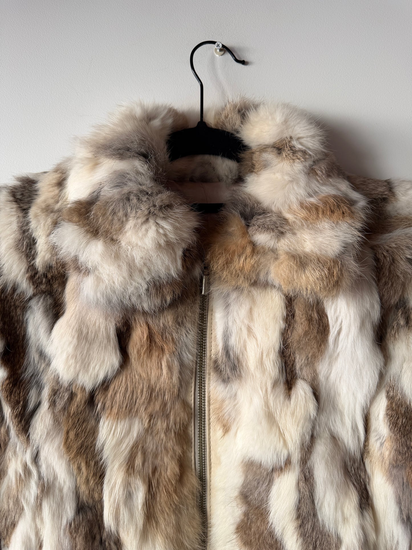 Veste courte en fourrure multicolore