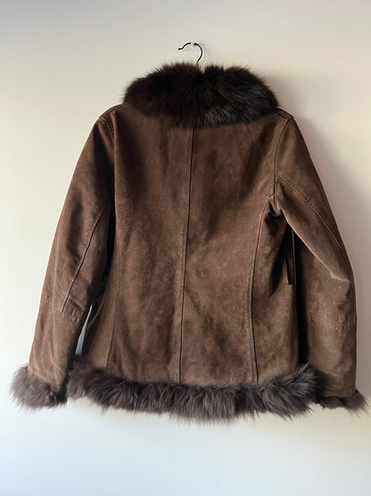 Veste en cuir avec bordures en fourrure marron