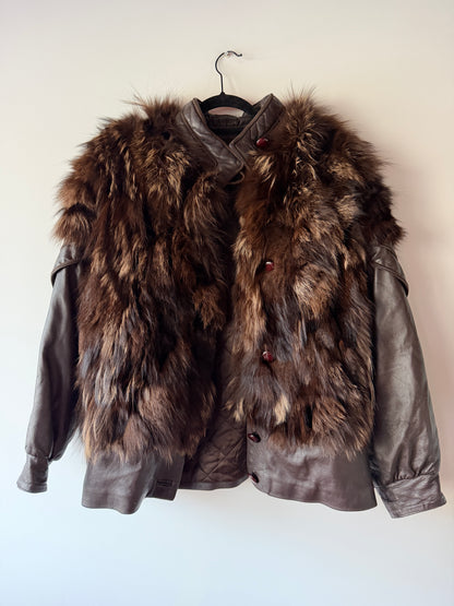Veste en fourrure et cuir marron