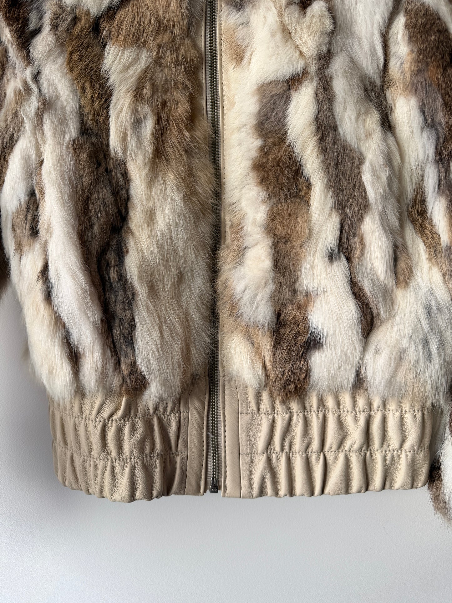 Veste courte en fourrure multicolore