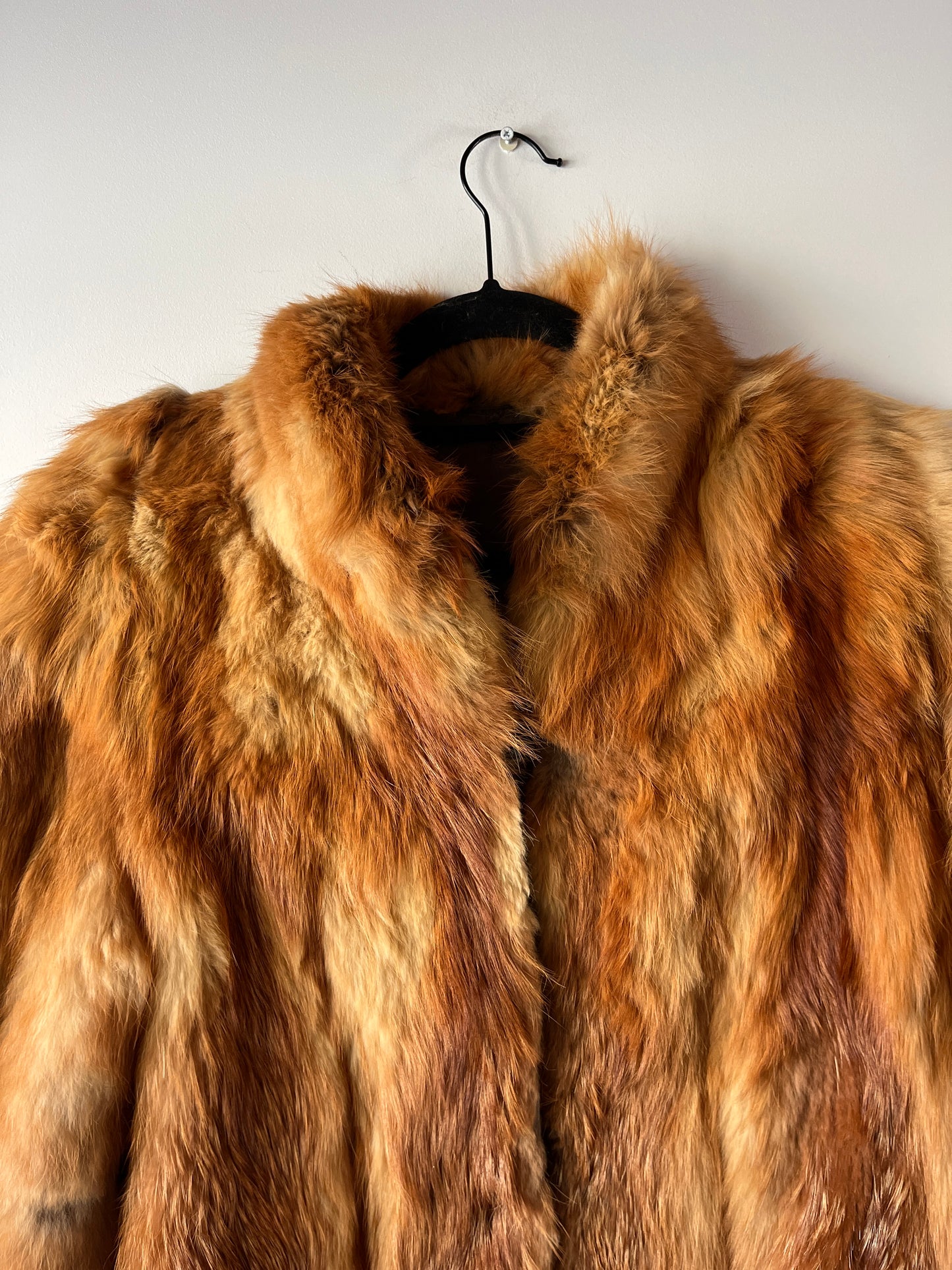 Manteau en fourrure roux doré