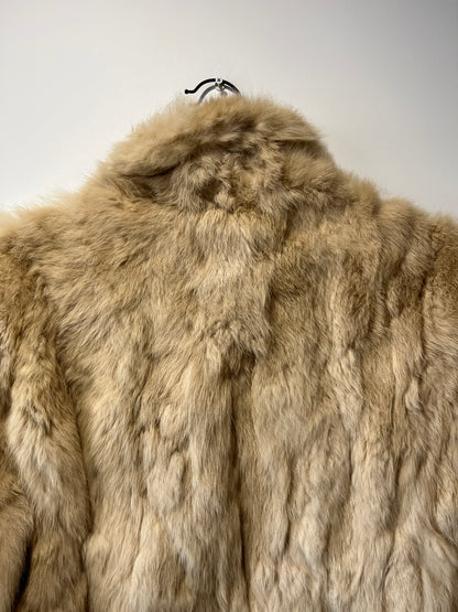 Veste courte en fourrure beige