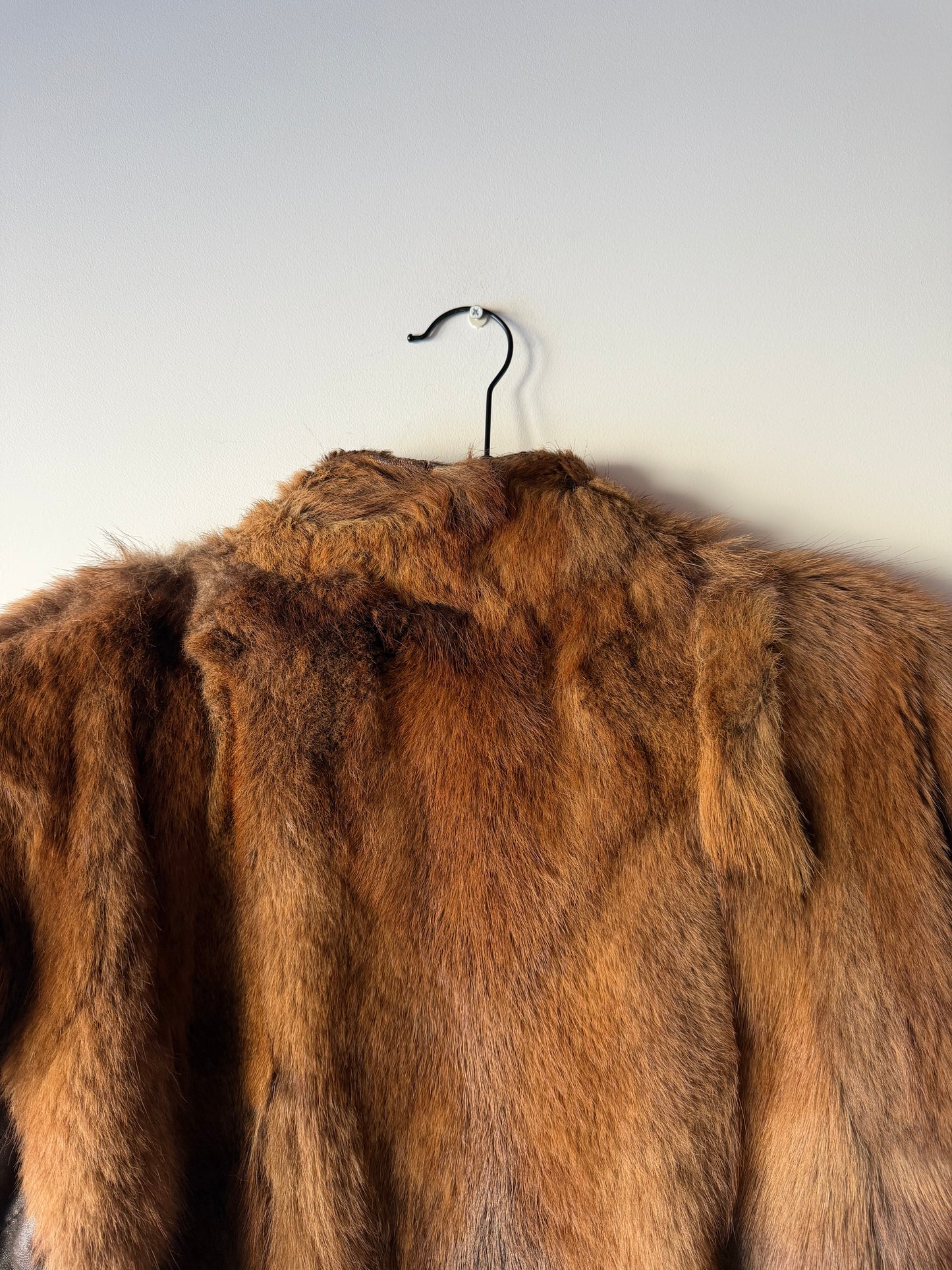 Veste en fourrure et cuir marron