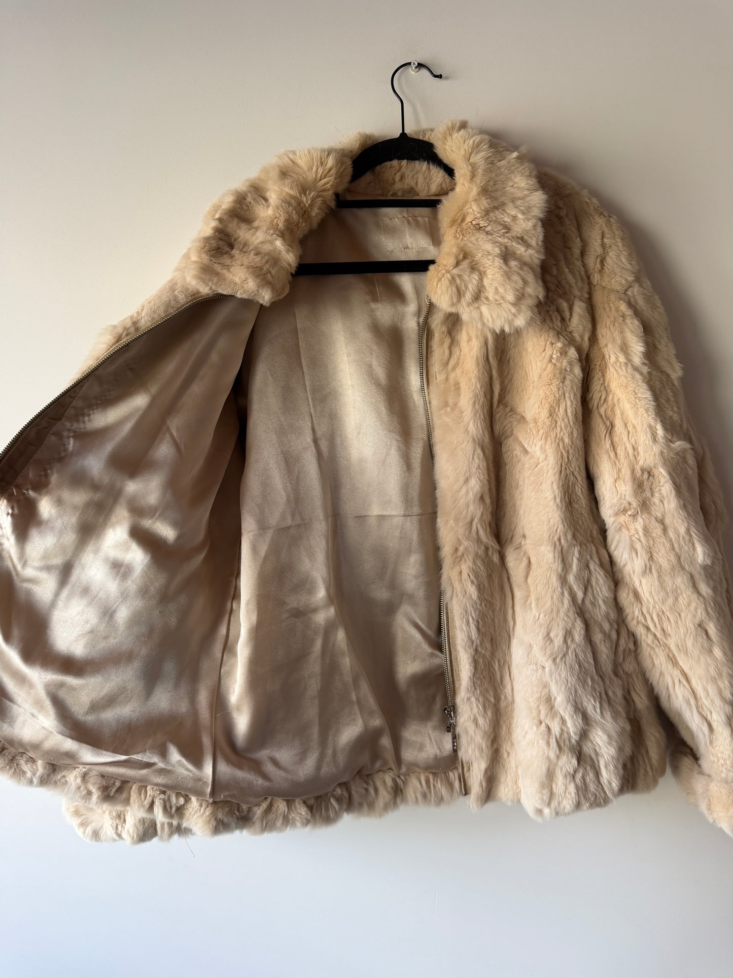 Veste en fourrure écrue