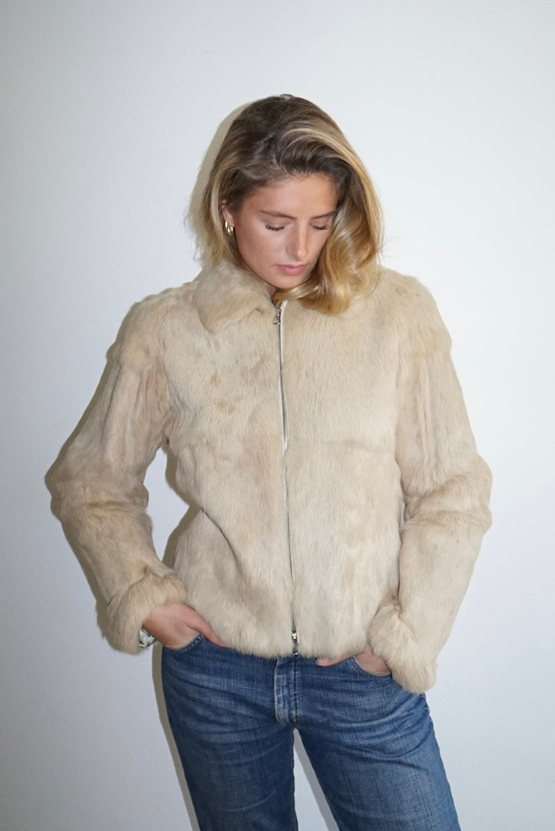 Veste en fourrure beige