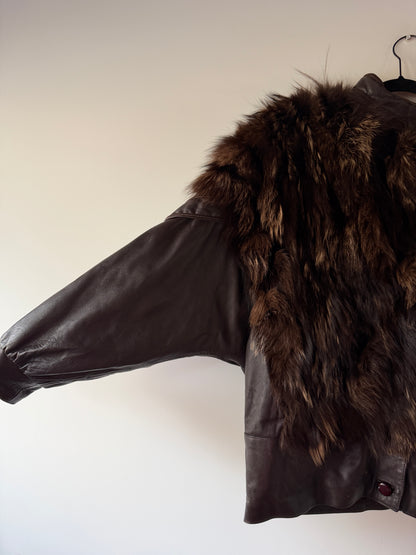 Veste en fourrure et cuir marron
