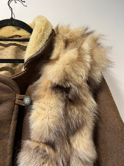 Veste en fourrure et cuir marron