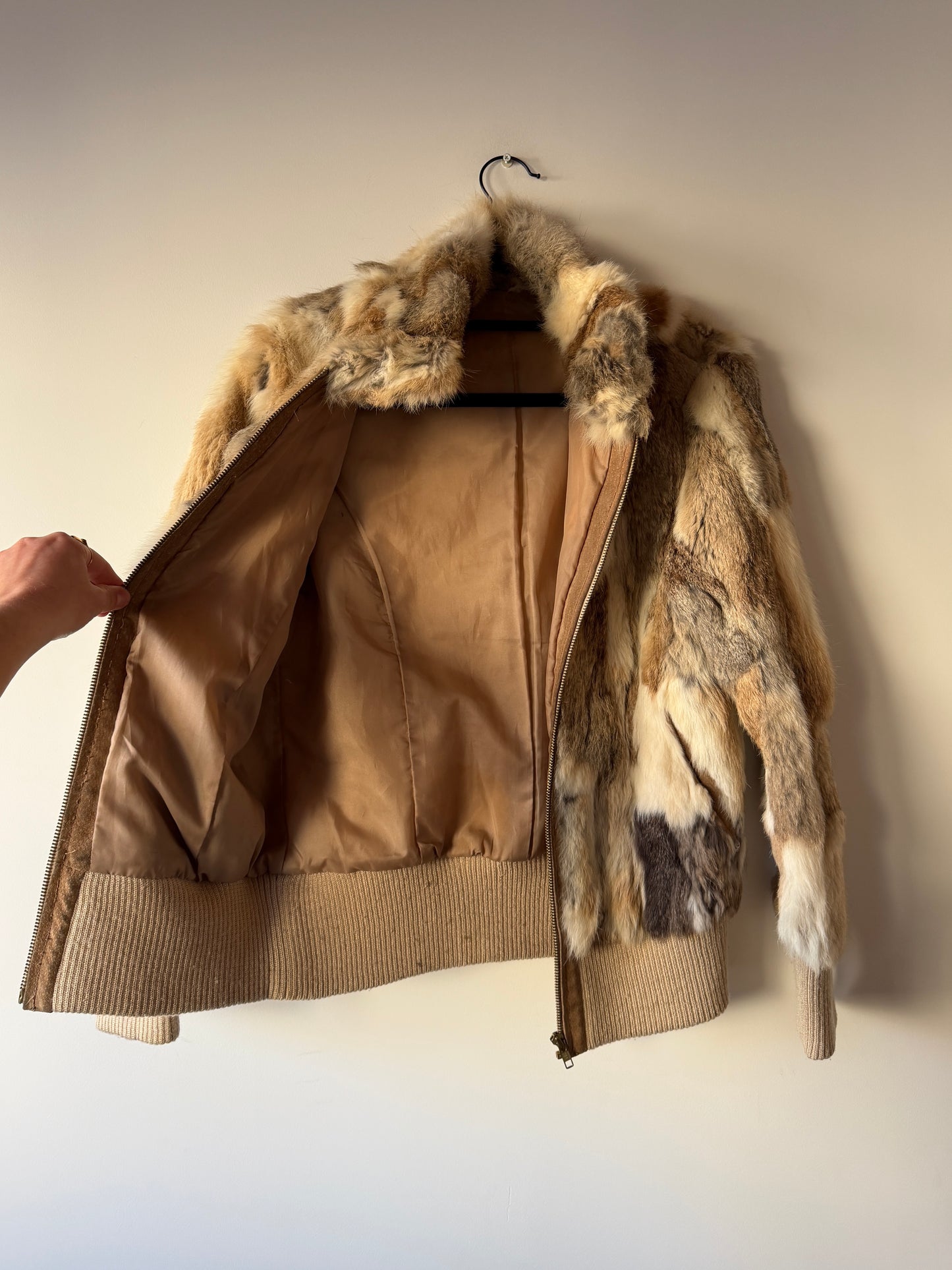Veste courte en fourrure multicolore