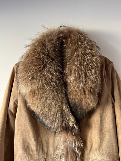 Veste en cuir avec bordures en fourrure beige