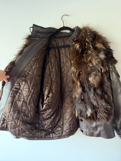 Veste en fourrure et cuir marron