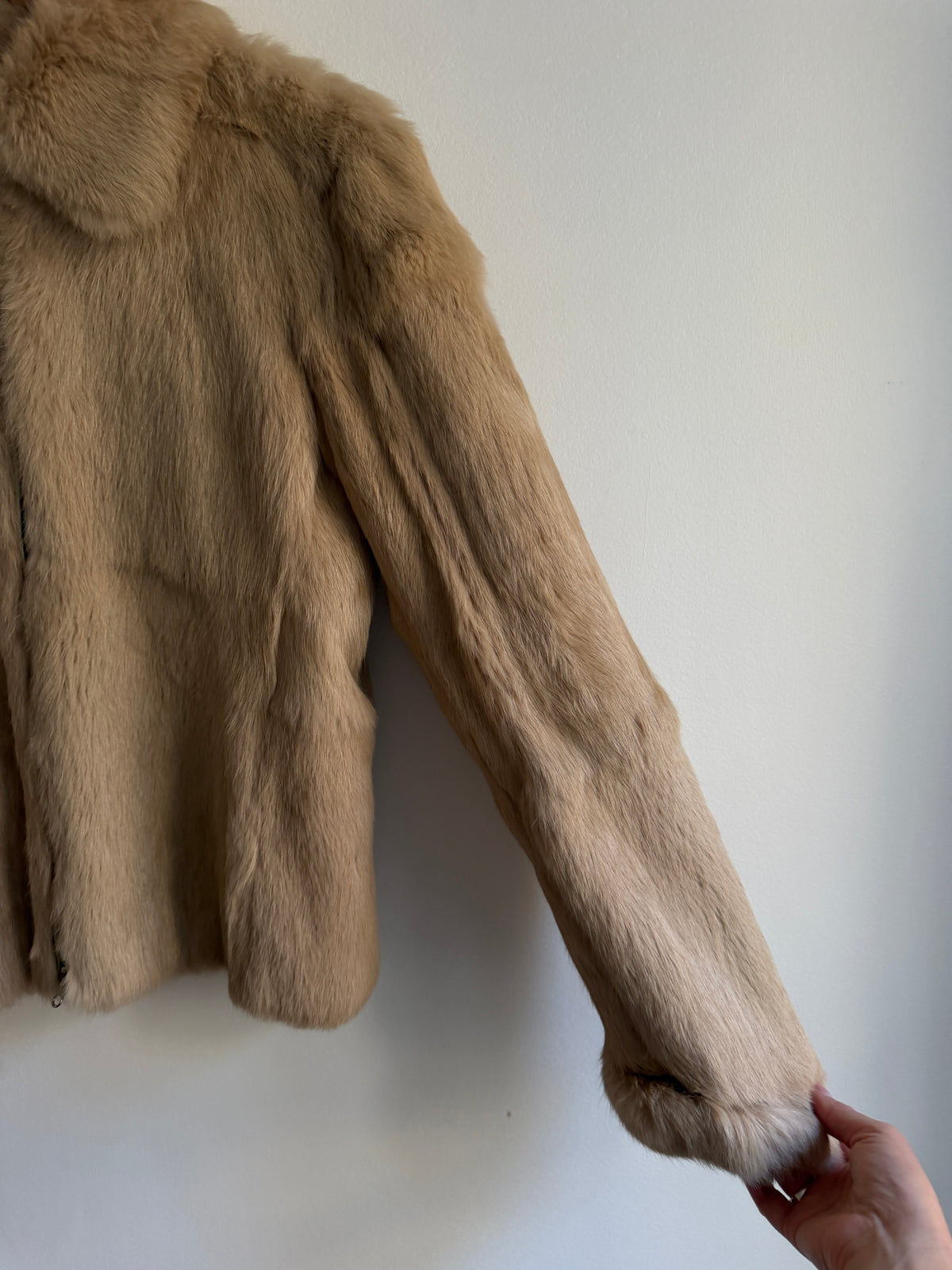 Veste en fourrure beige