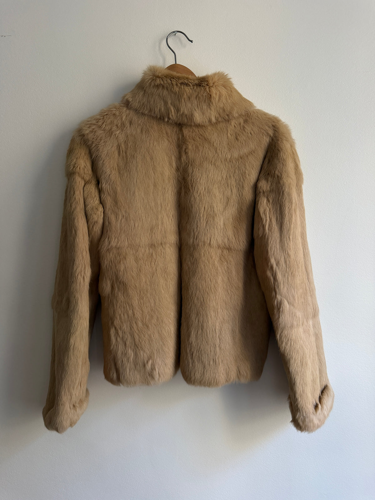 Veste en fourrure beige