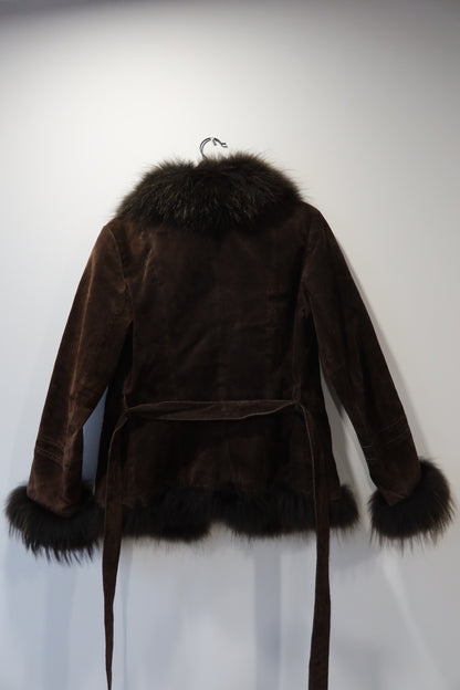 Veste en cuir avec bordures en fourrure marron