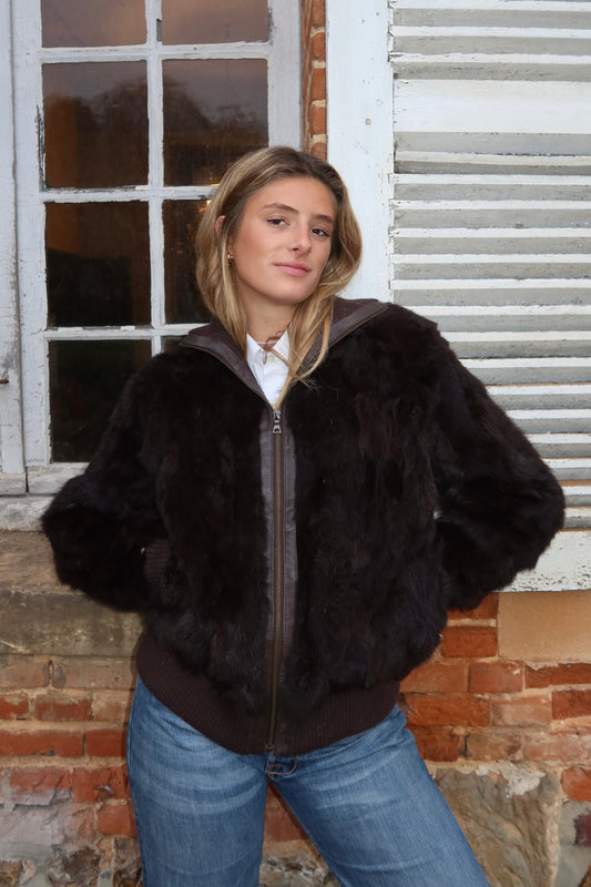 Veste courte en fourrure marron