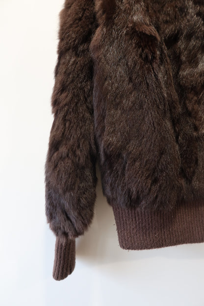 Veste courte en fourrure marron